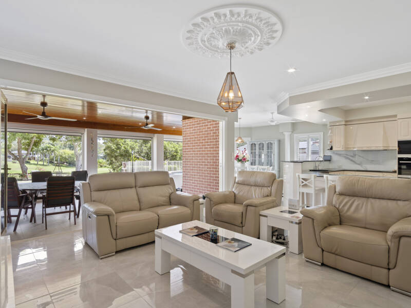 34 Anna Louise Terrace, Windaroo, QLD 4207 AUS