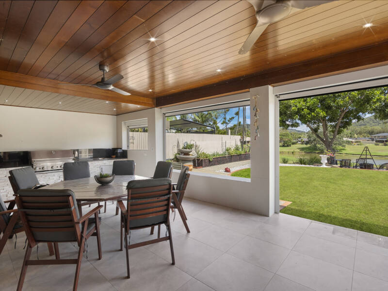 34 Anna Louise Terrace, Windaroo, QLD 4207 AUS
