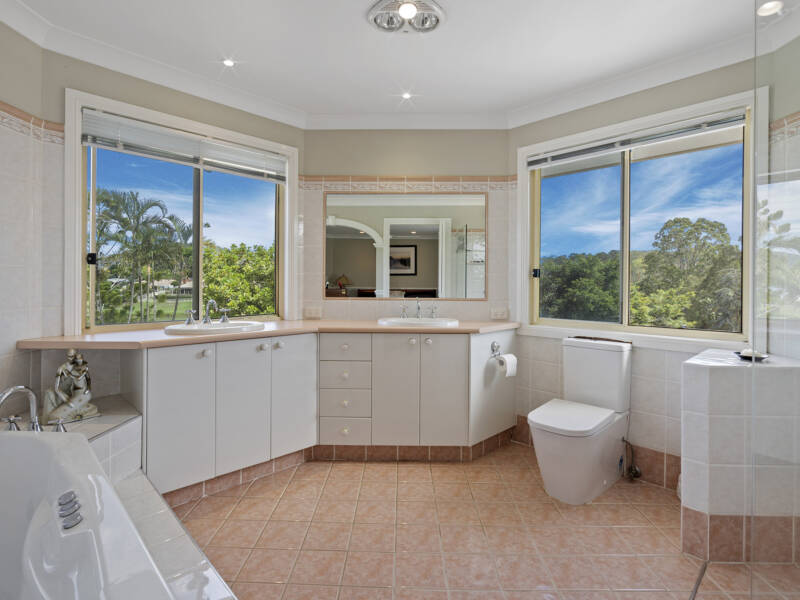 34 Anna Louise Terrace, Windaroo, QLD 4207 AUS