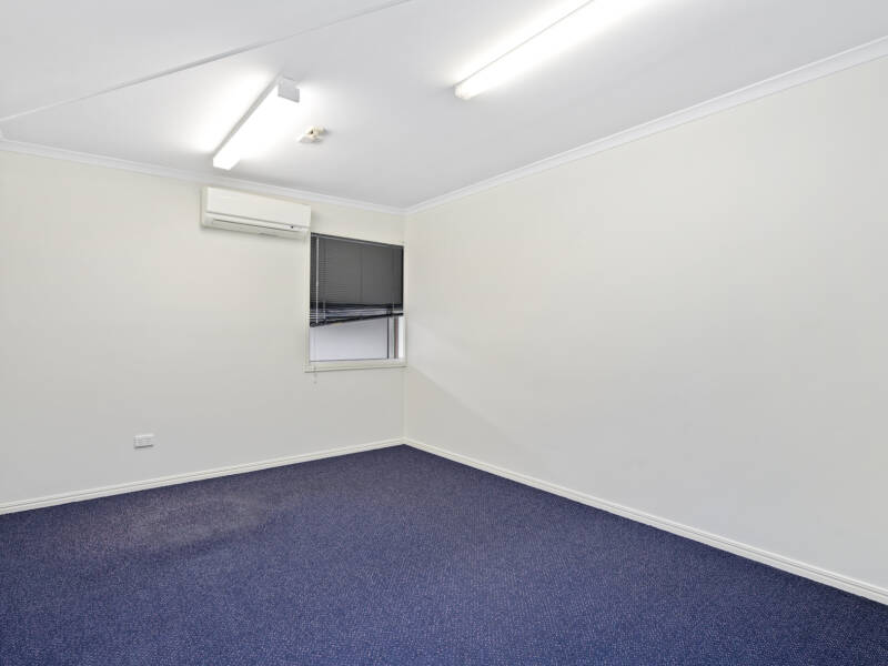 2/16 Maiella Street, Stapylton, QLD 4207 AUS