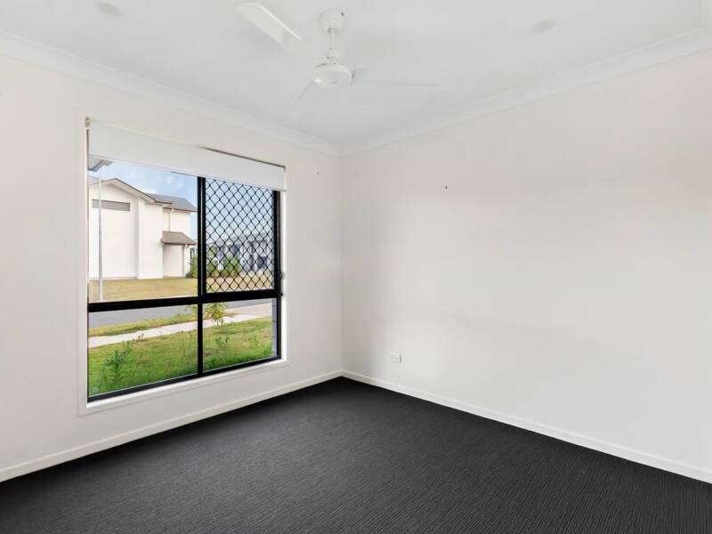 22 Daybreak Street, Yarrabilba, QLD 4207 AUS