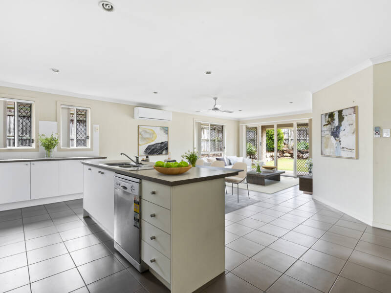 14 Rawson Court, Holmview, QLD 4207 AUS