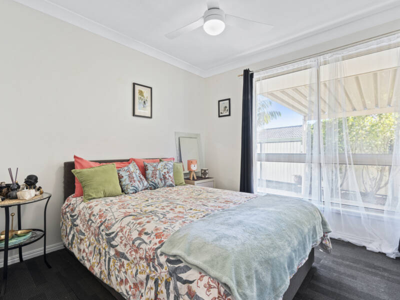 15 Stoten Street, Eagleby, QLD 4207 AUS