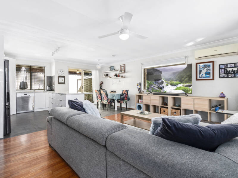 15 Stoten Street, Eagleby, QLD 4207 AUS