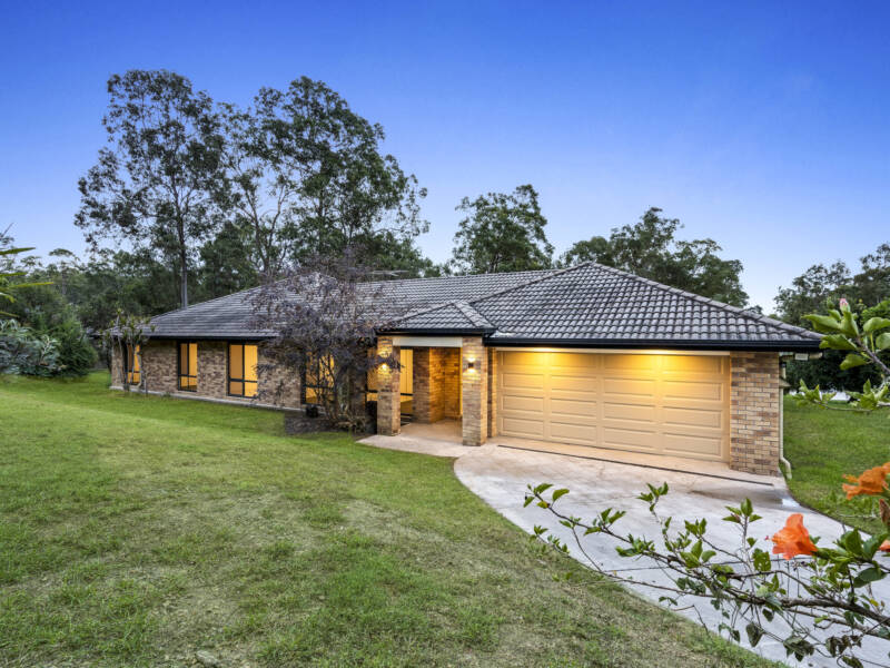 31-33 Avocet Court, Greenbank, QLD 4124 AUS