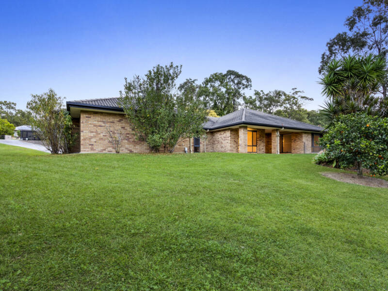 31-33 Avocet Court, Greenbank, QLD 4124 AUS