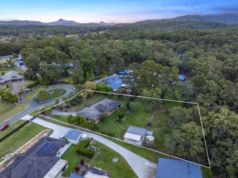 31-33 Avocet Court, Greenbank, QLD 4124 AUS