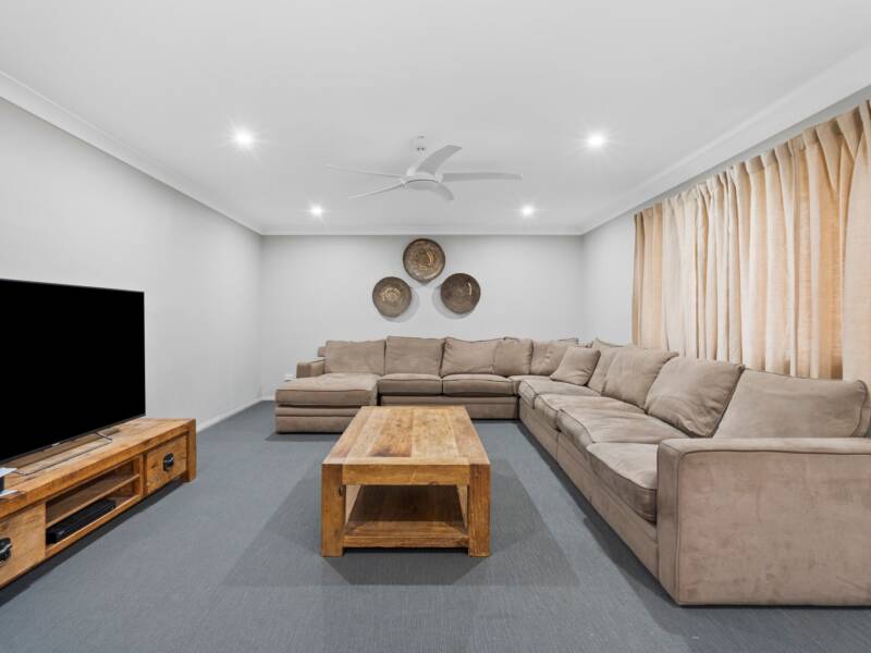 17 Carl Heck Boulevard, Windaroo, QLD 4207 AUS
