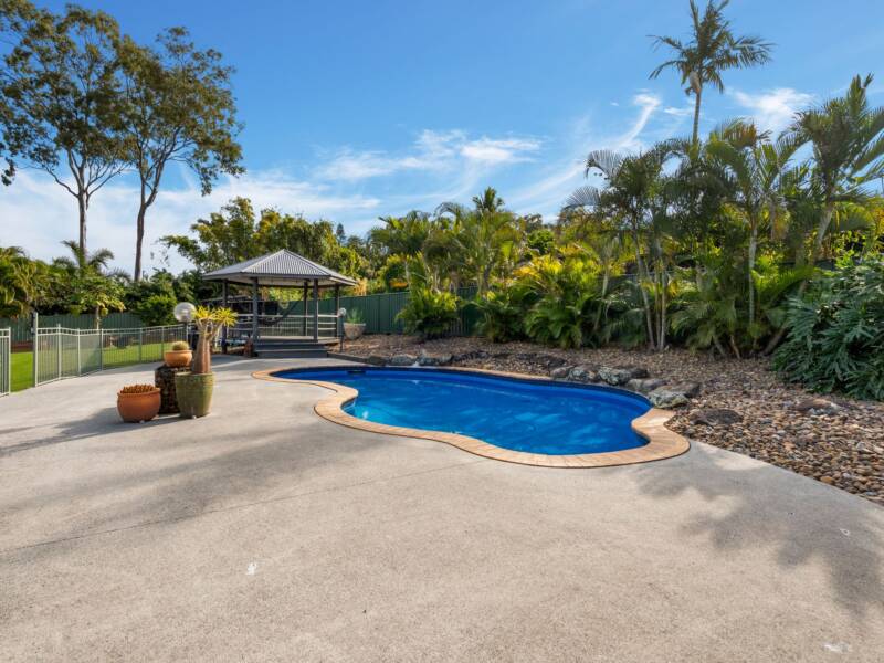 17 Carl Heck Boulevard, Windaroo, QLD 4207 AUS