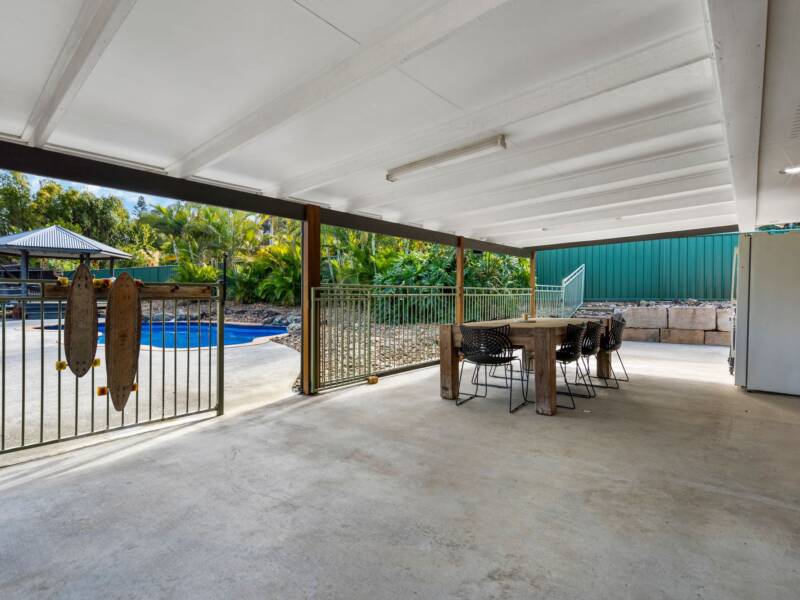 17 Carl Heck Boulevard, Windaroo, QLD 4207 AUS