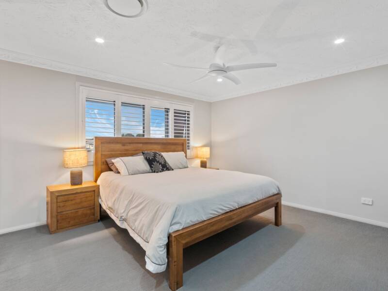17 Carl Heck Boulevard, Windaroo, QLD 4207 AUS