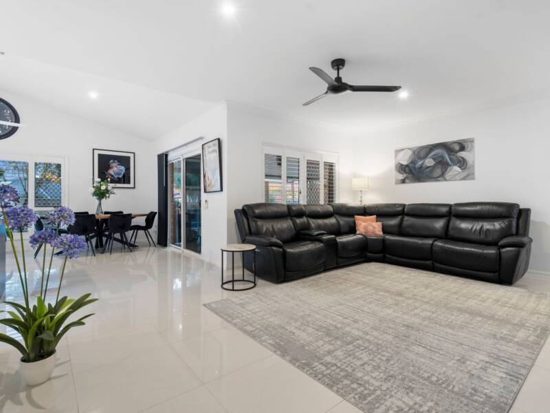 24 Haase Crescent, Ormeau, QLD 4208 AUS