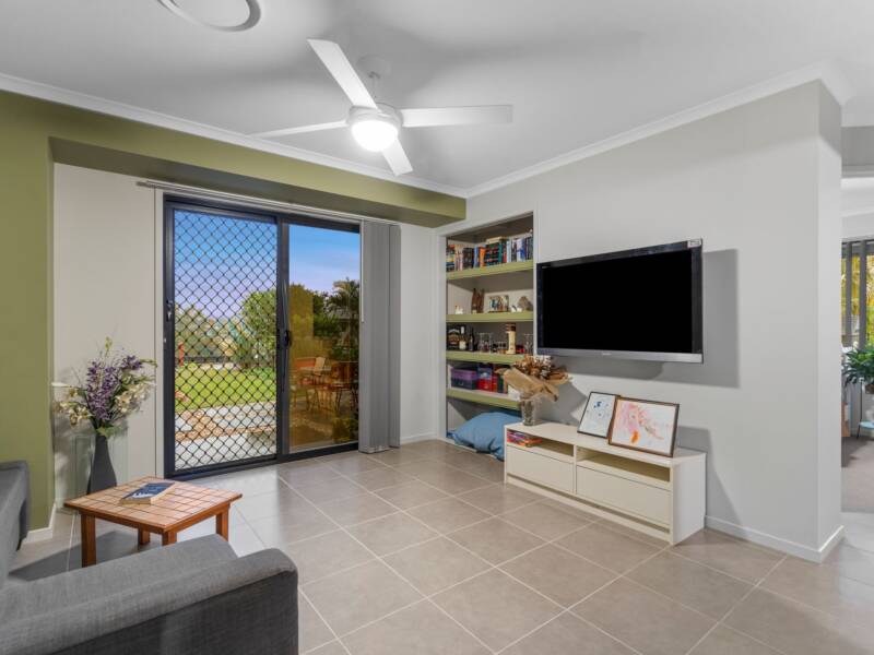 25-27 Towns Avenue, Logan Village, QLD 4207 AUS