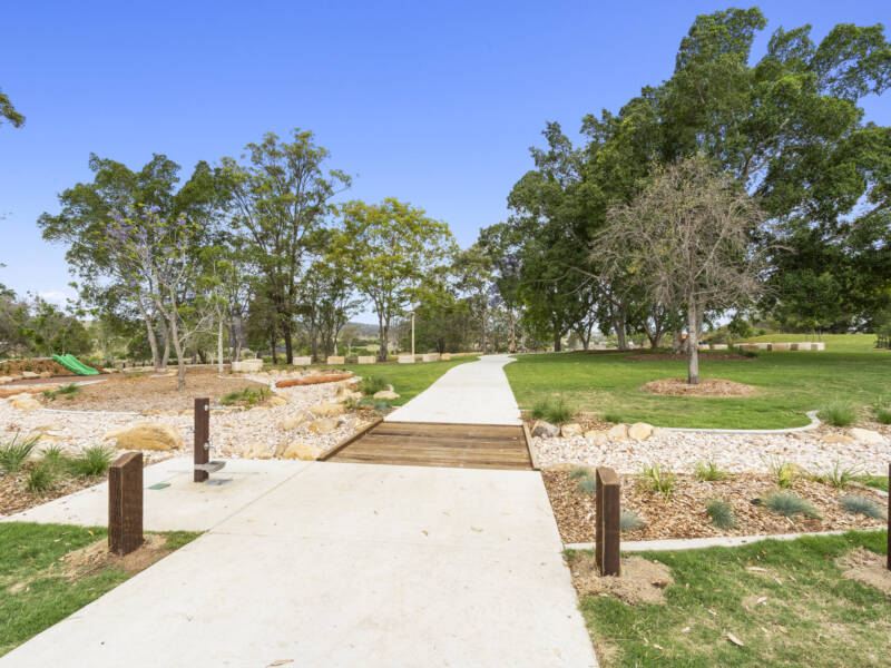 15 Frankel Road, Beaudesert, QLD 4285 AUS