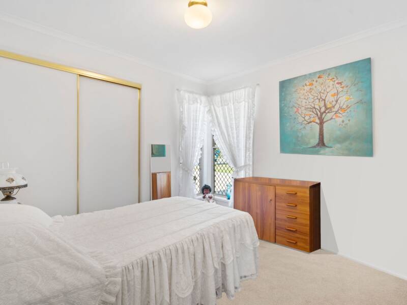 80 Edenlea Drive, Meadowbrook, QLD 4131 AUS
