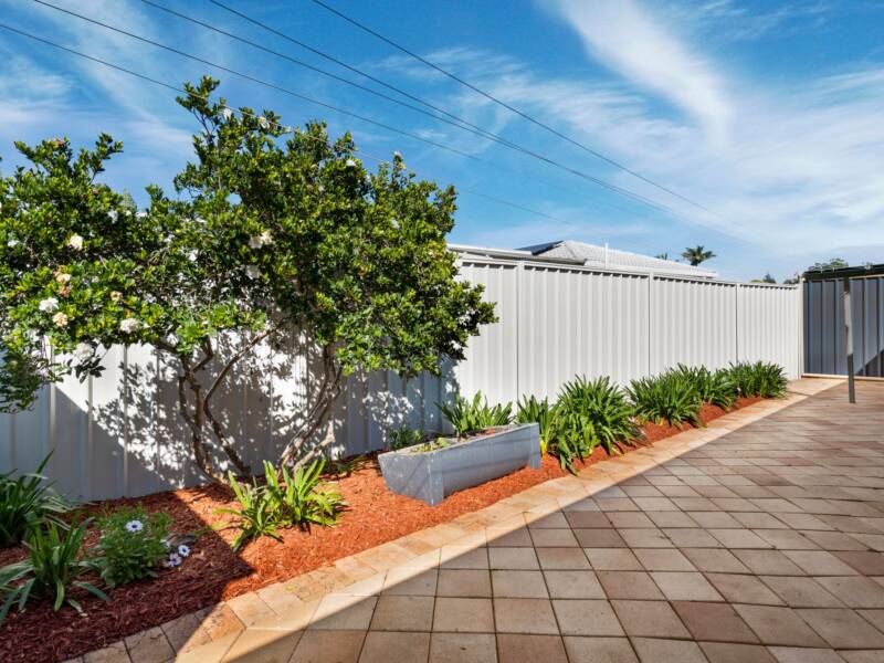 80 Edenlea Drive, Meadowbrook, QLD 4131 AUS