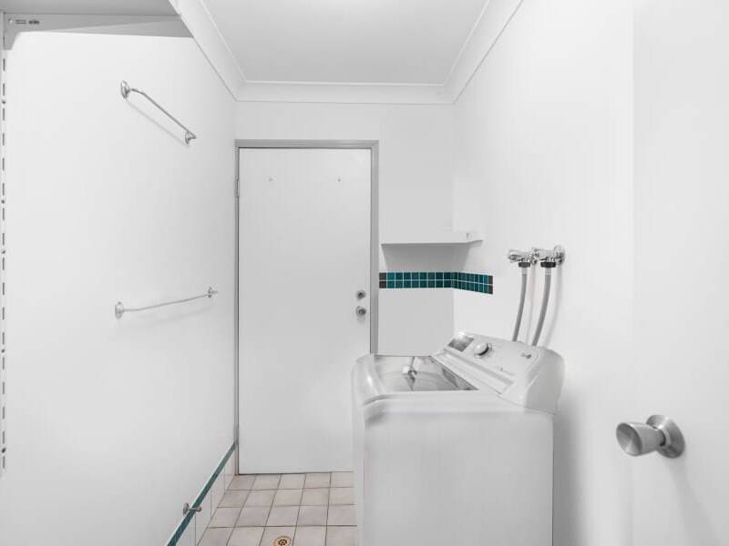 39 Tregana Circuit, Edens Landing, QLD 4207 AUS