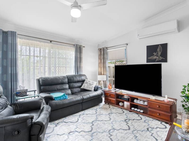 39 Tregana Circuit, Edens Landing, QLD 4207 AUS