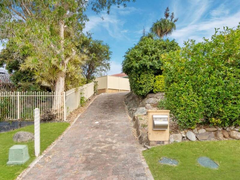 39 Tregana Circuit, Edens Landing, QLD 4207 AUS