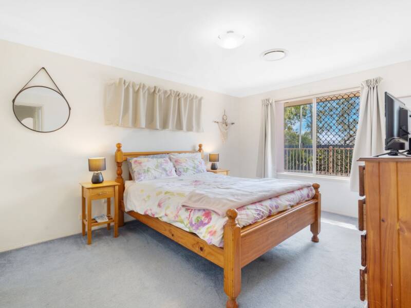 9 Lennon Drive, Windaroo, QLD 4207 AUS