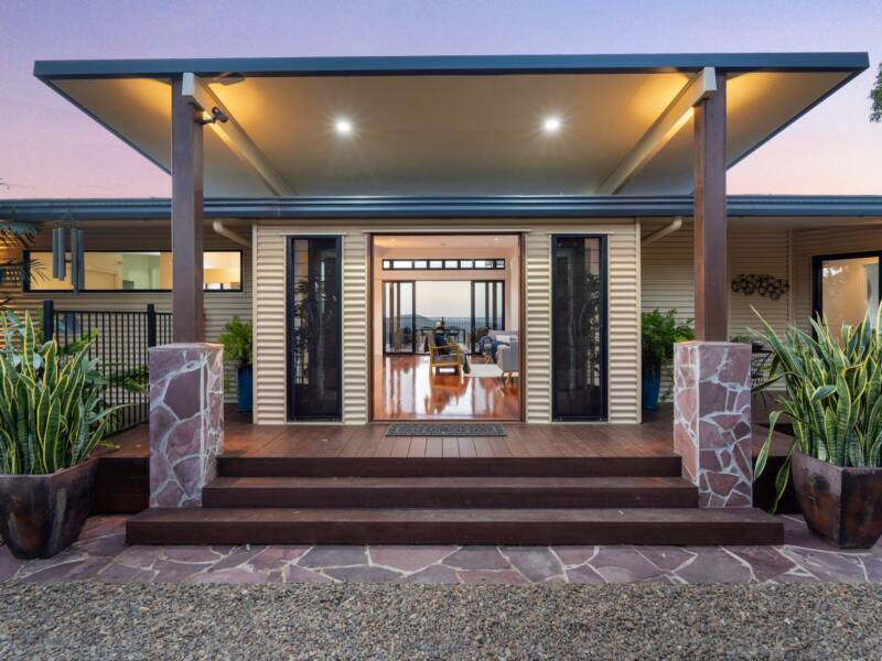 90 Colwill Crescent, Belivah, QLD 4207 AUS