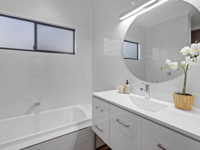90 Colwill Crescent, Belivah, QLD 4207 AUS