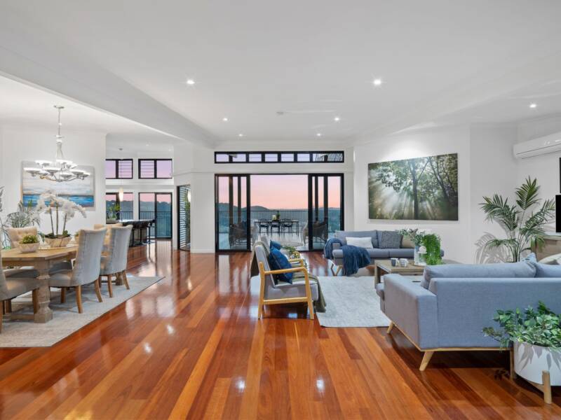 90 Colwill Crescent, Belivah, QLD 4207 AUS