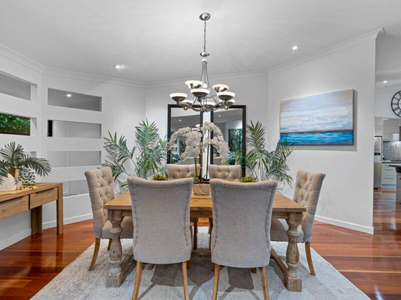 90 Colwill Crescent, Belivah, QLD 4207 AUS