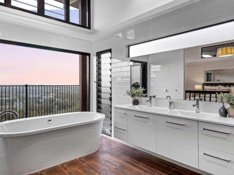 90 Colwill Crescent, Belivah, QLD 4207 AUS