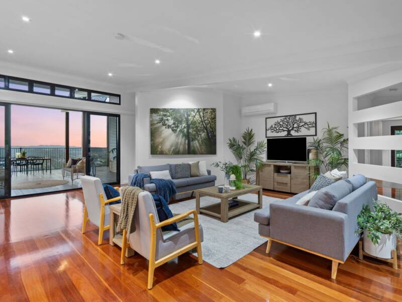 90 Colwill Crescent, Belivah, QLD 4207 AUS