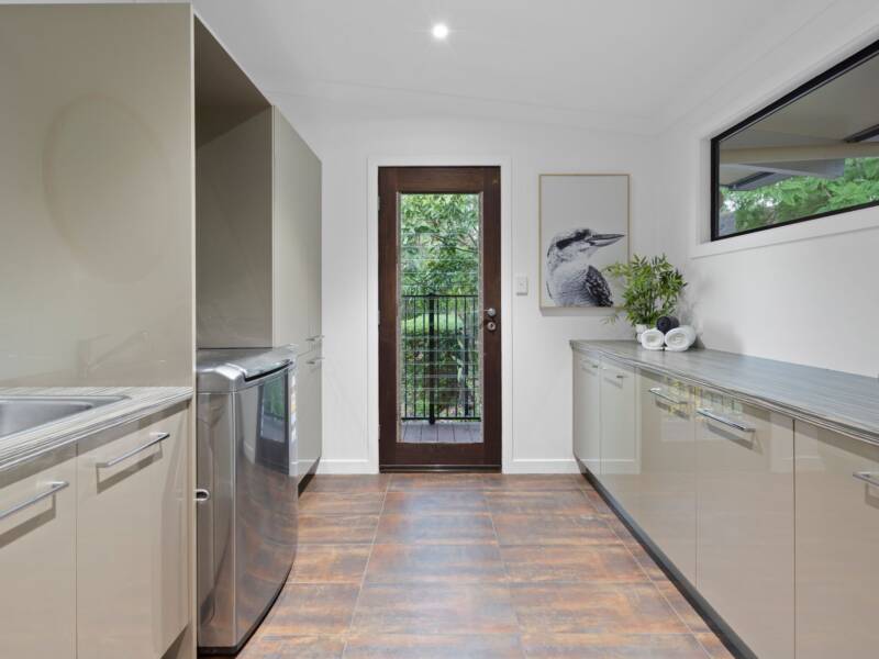 90 Colwill Crescent, Belivah, QLD 4207 AUS