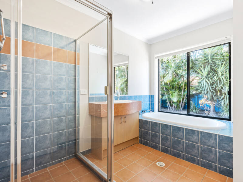 5 Forestglen Crescent, Bahrs Scrub, QLD 4207 AUS