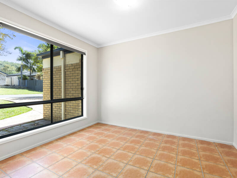 5 Forestglen Crescent, Bahrs Scrub, QLD 4207 AUS