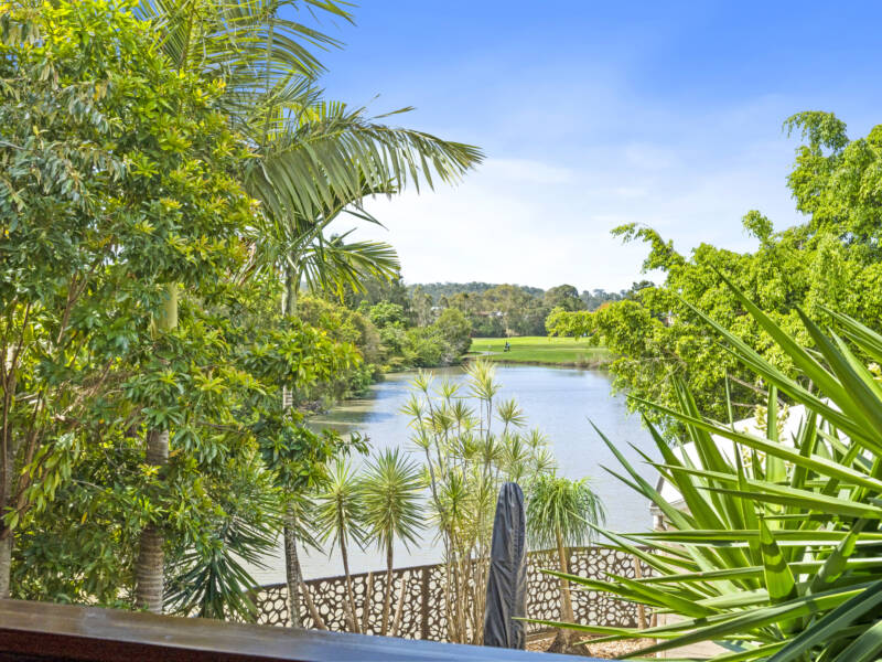 64 Riverside Terrace, Windaroo, QLD 4207 AUS