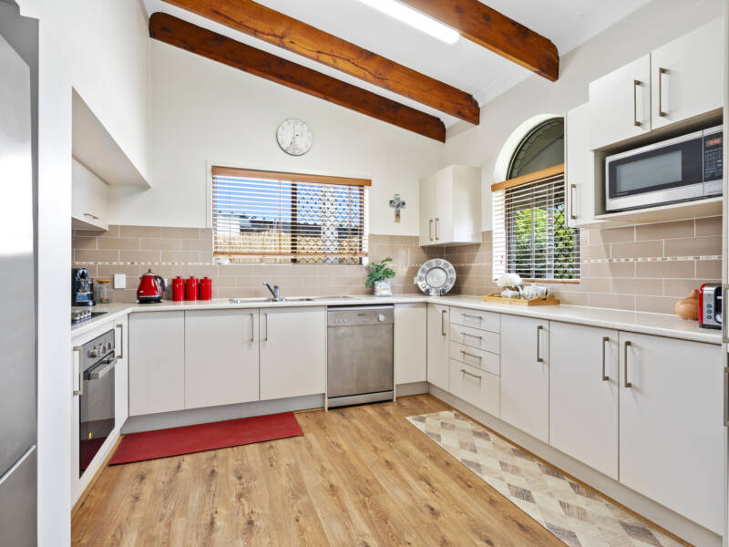 21 Glendevon Crescent, Mount Warren Park, QLD 4207 AUS