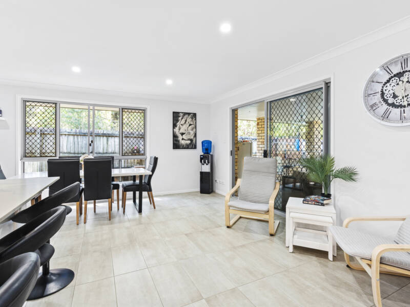 19 Forestglen Crescent, Bahrs Scrub, QLD 4207 AUS