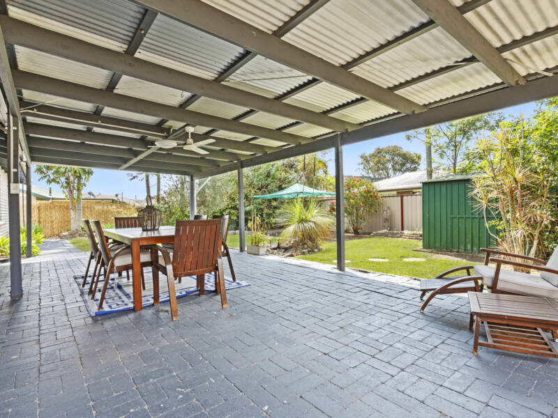 21 Glendevon Crescent, Mount Warren Park, QLD 4207 AUS