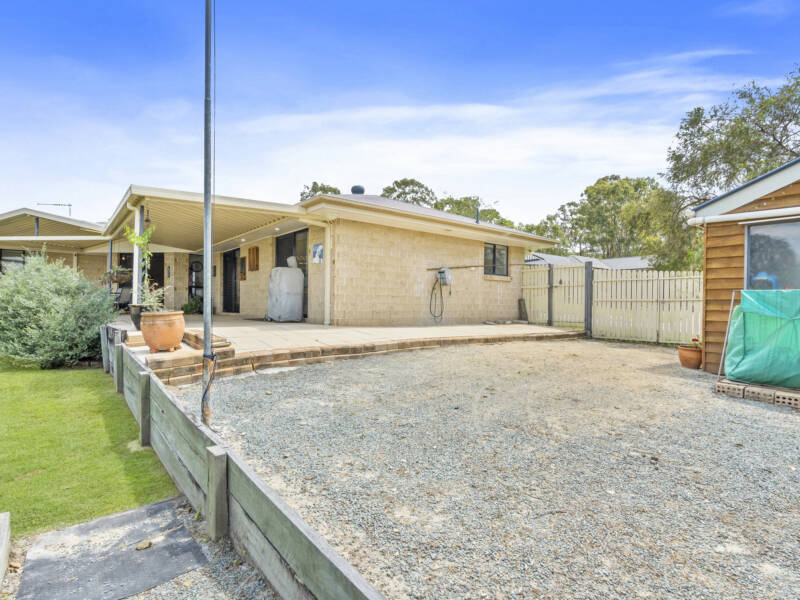 1 Holly Crescent, Windaroo, QLD 4207 AUS