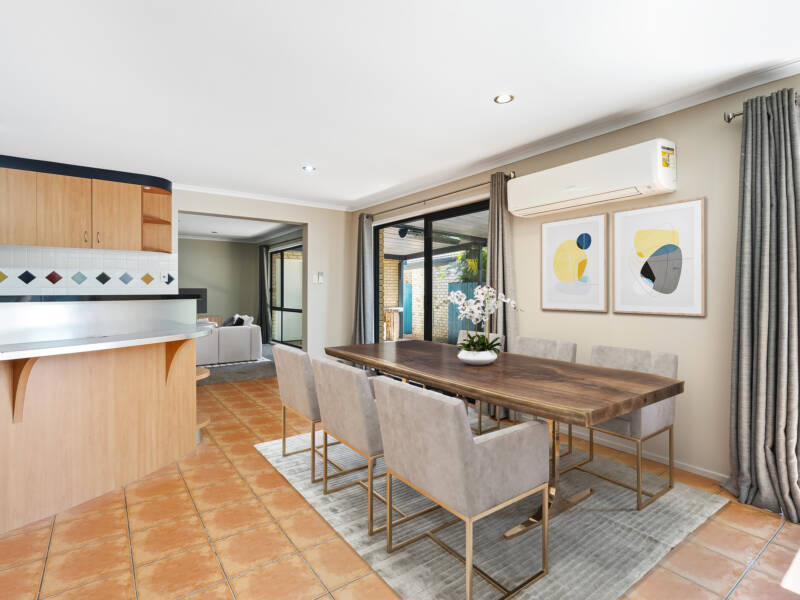 5 Forestglen Crescent, Bahrs Scrub, QLD 4207 AUS