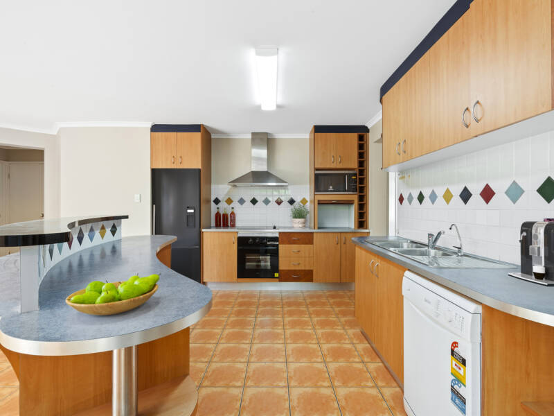 5 Forestglen Crescent, Bahrs Scrub, QLD 4207 AUS
