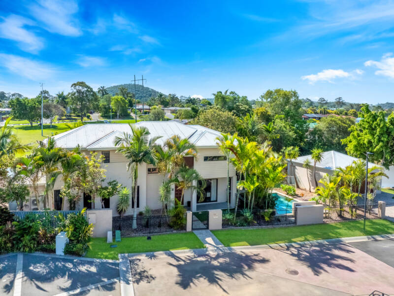 64 Riverside Terrace, Windaroo, QLD 4207 AUS