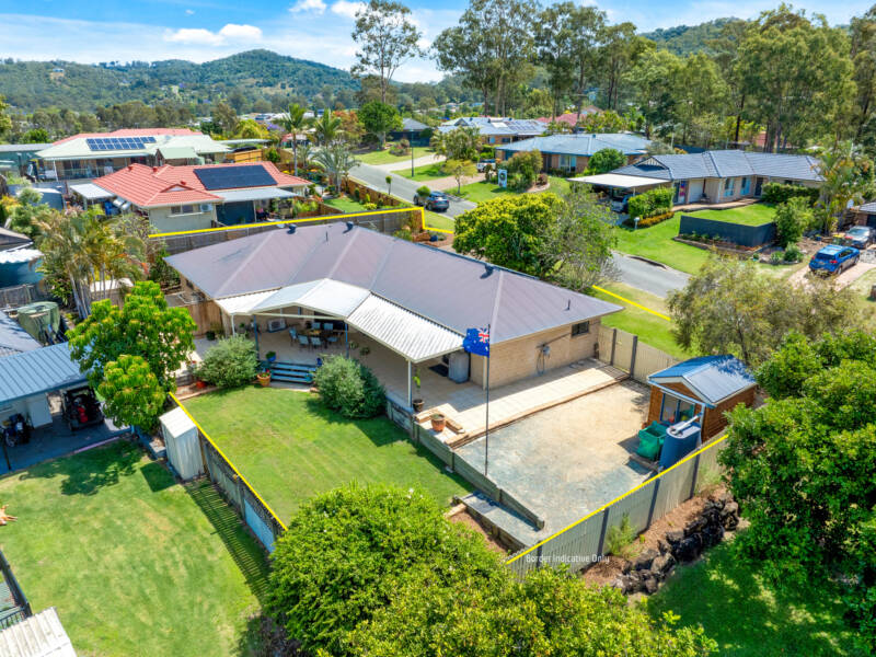 1 Holly Crescent, Windaroo, QLD 4207 AUS