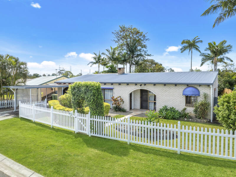21 Glendevon Crescent, Mount Warren Park, QLD 4207 AUS