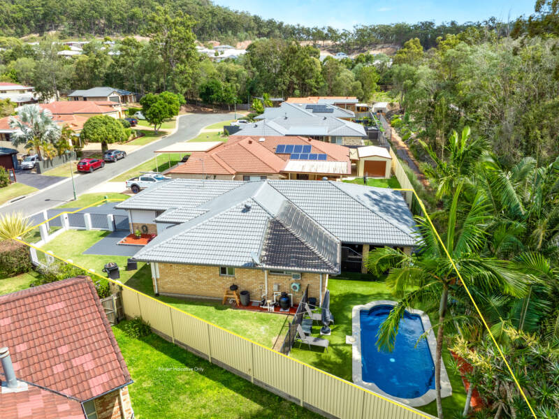 19 Forestglen Crescent, Bahrs Scrub, QLD 4207 AUS