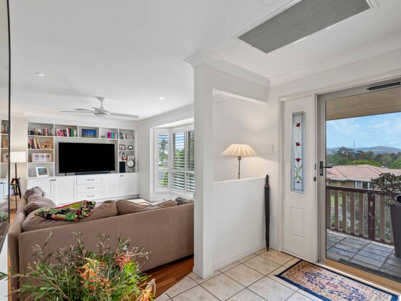 14 Peace Court, Mount Warren Park, QLD 4207 AUS
