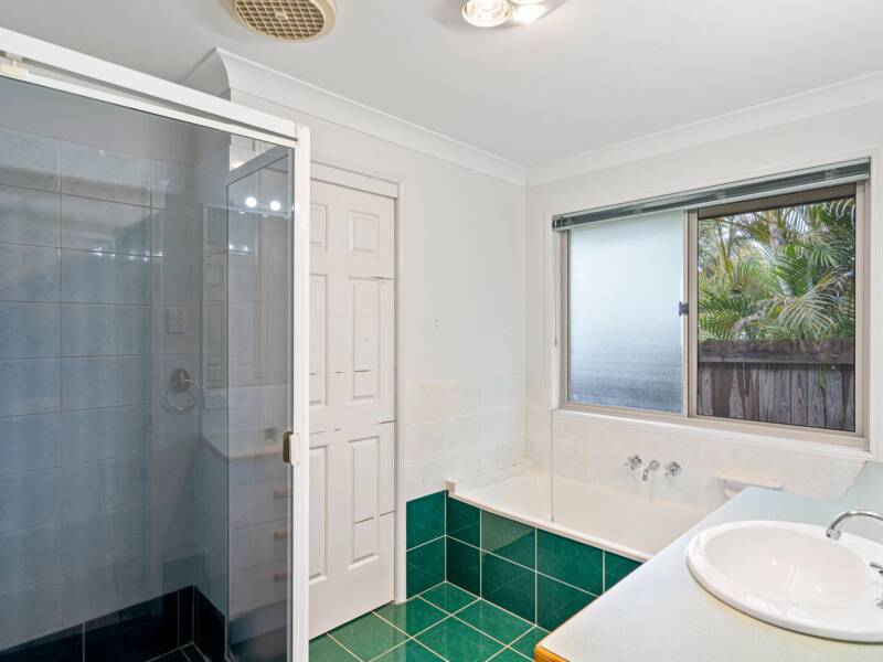 14 Peace Court, Mount Warren Park, QLD 4207 AUS