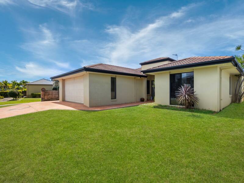 62 Audrey Avenue, Helensvale, QLD 4212 AUS