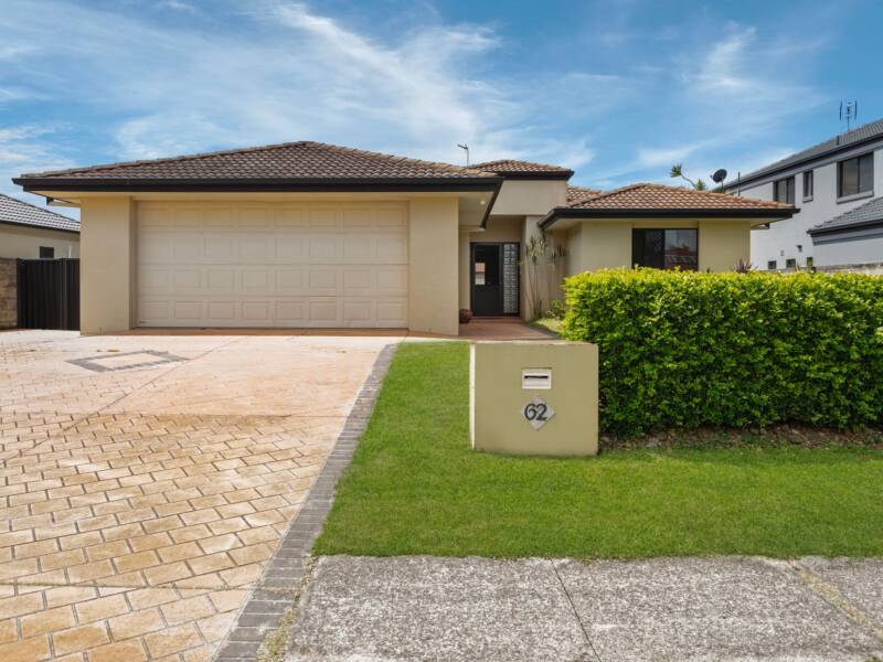 62 Audrey Avenue, Helensvale, QLD 4212 AUS