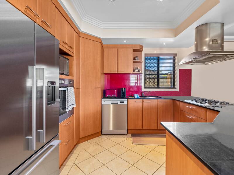 62 Audrey Avenue, Helensvale, QLD 4212 AUS