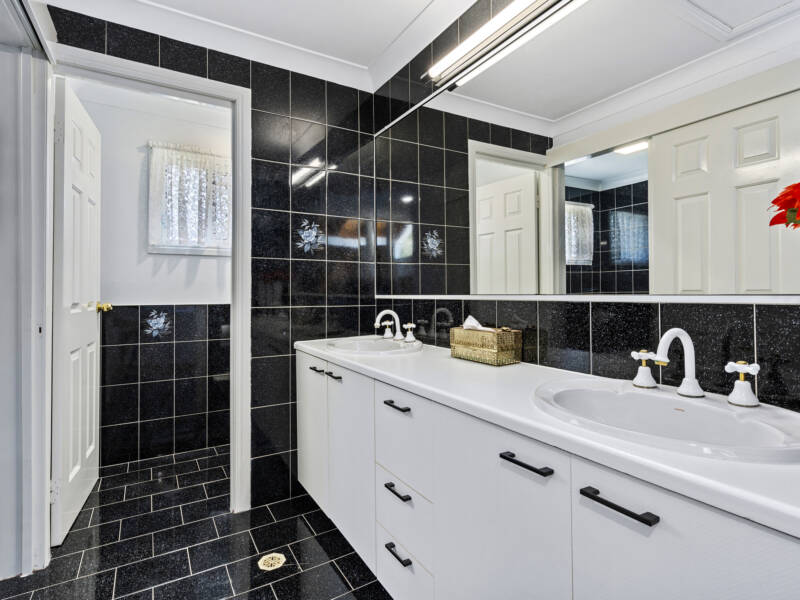 1-3 New Horizon Avenue, Bahrs Scrub, QLD 4207 AUS